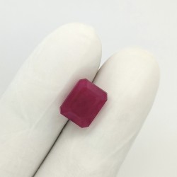African Ruby  (Manik) 6.81 Ct Good Quality